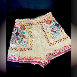 Flying Tomato shorts